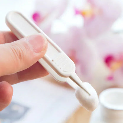 Baby Safety Nose Tweezers & Cleaner Tool